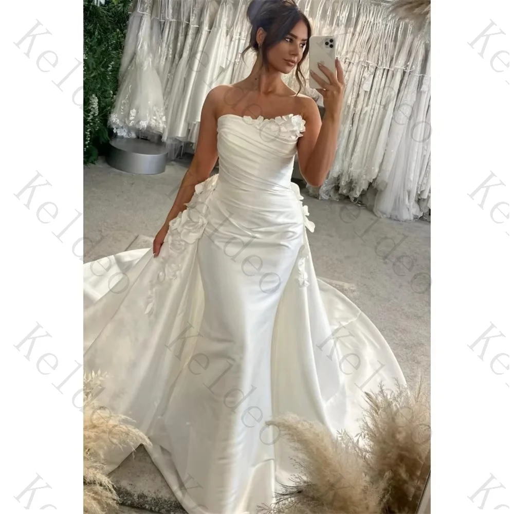 Customized Strapless Mermaid Sleeveless Wedding Dresses Applique Pleat Lace-Up Backless Detachable Train Floor-Length Bride Gown