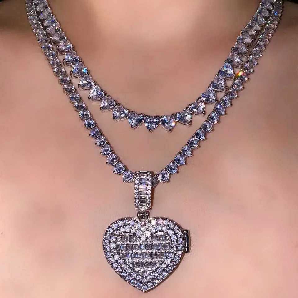 W magazynie Iced Out Bling damska biżuteria 5A biała cyrkonia sześcienna wisiorek w kształcie serca naszyjnik z łańcuszkiem w kształcie pudełka tenisowego — zdjęcie 6