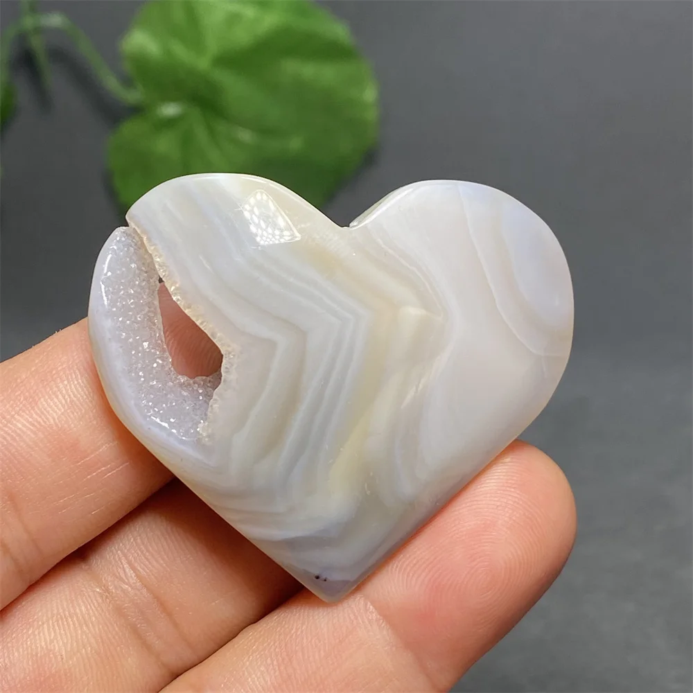 

Natural Mineral Striped Agate Geode Heart Hand Carved Polished Crystal Heart Home Decor Holiday Gift