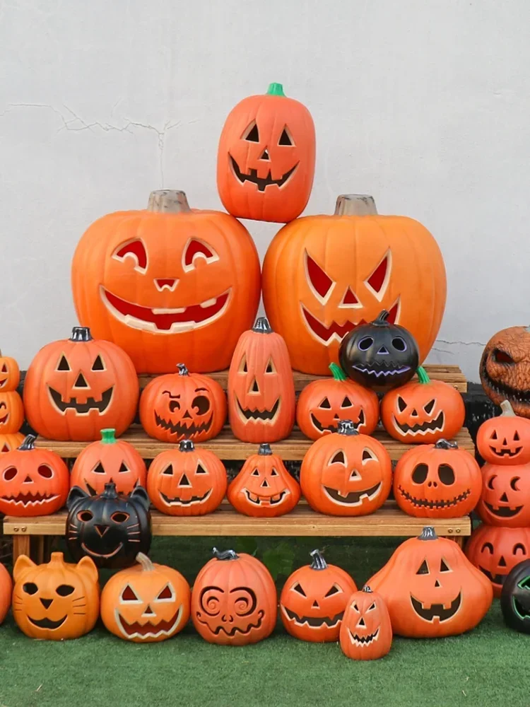 Ornamenti di zucca luminosi vuoti, lanterne di zucca di Halloween, oggetti di scena per la decorazione di Scene all'aperto di fascia alta, lanterne natalizie