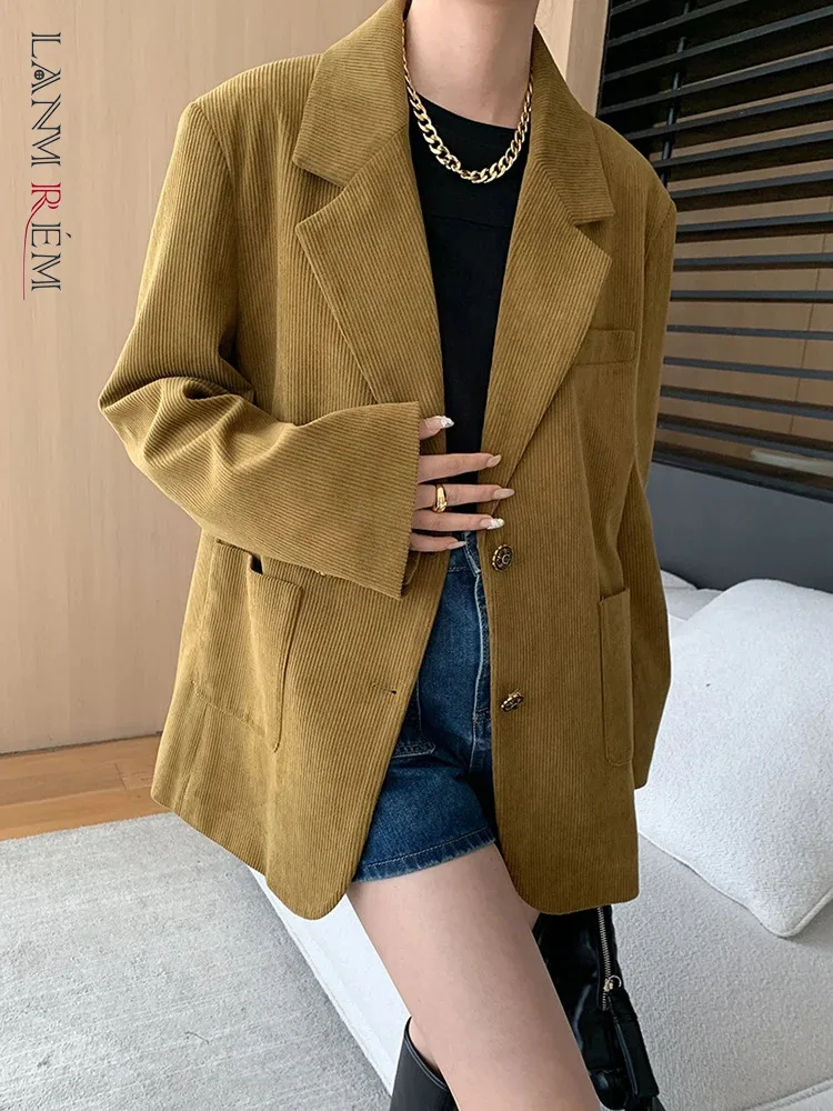 

[LANMREM] Corduroy Loose Blazers For Women Notched Single Breasted Office Lady Loose Jackets 2024 Autumn New Top 26D9914