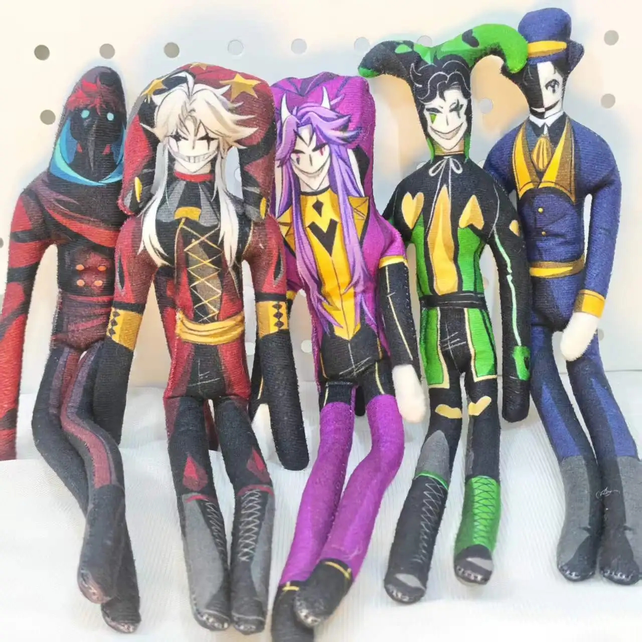 The Freak Circus Pierrot Harlequin Checker Doctor Cosplay Bendable Doll Anime Game Scary Clown Halloween Party Costumes Props
