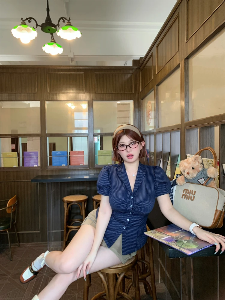 

Женская летняя футболка премиум-класса с V-образным вырезом, однотонная, с принтом, приталенная, в синюю клетку, для повседневной носки