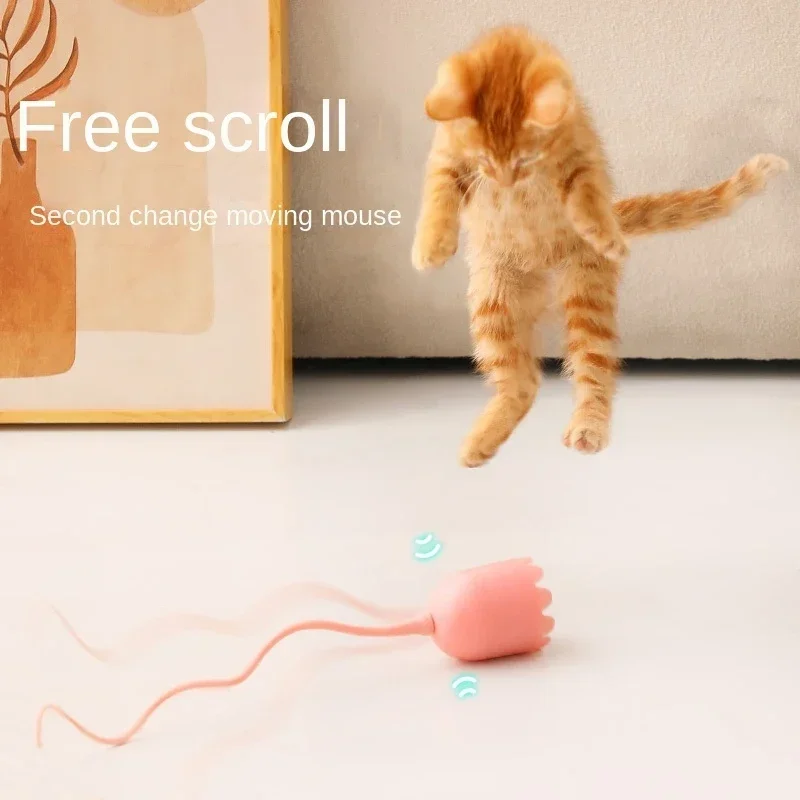 Giocattoli interattivi per gatti USB elettrico intelligente Rolling Ball Toy Cats Pet Silicone rotazione automatica Mouse Tail Kitten Teaser Stick