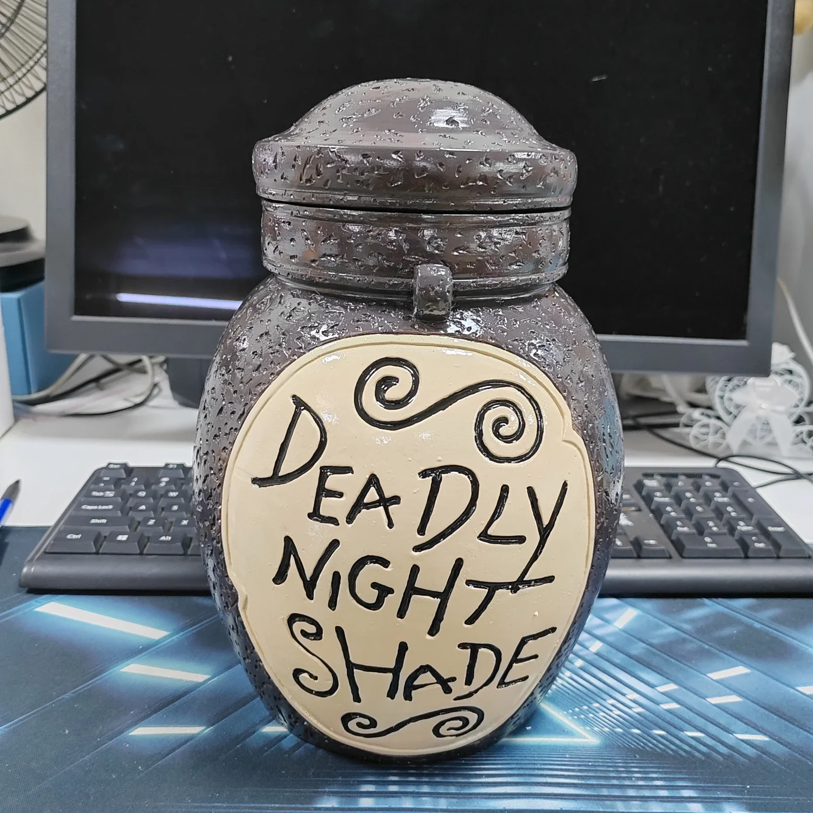 Creative New Resin Craft Magic Potion Jar Halloween Decoration Party Scene Desktop Ornament