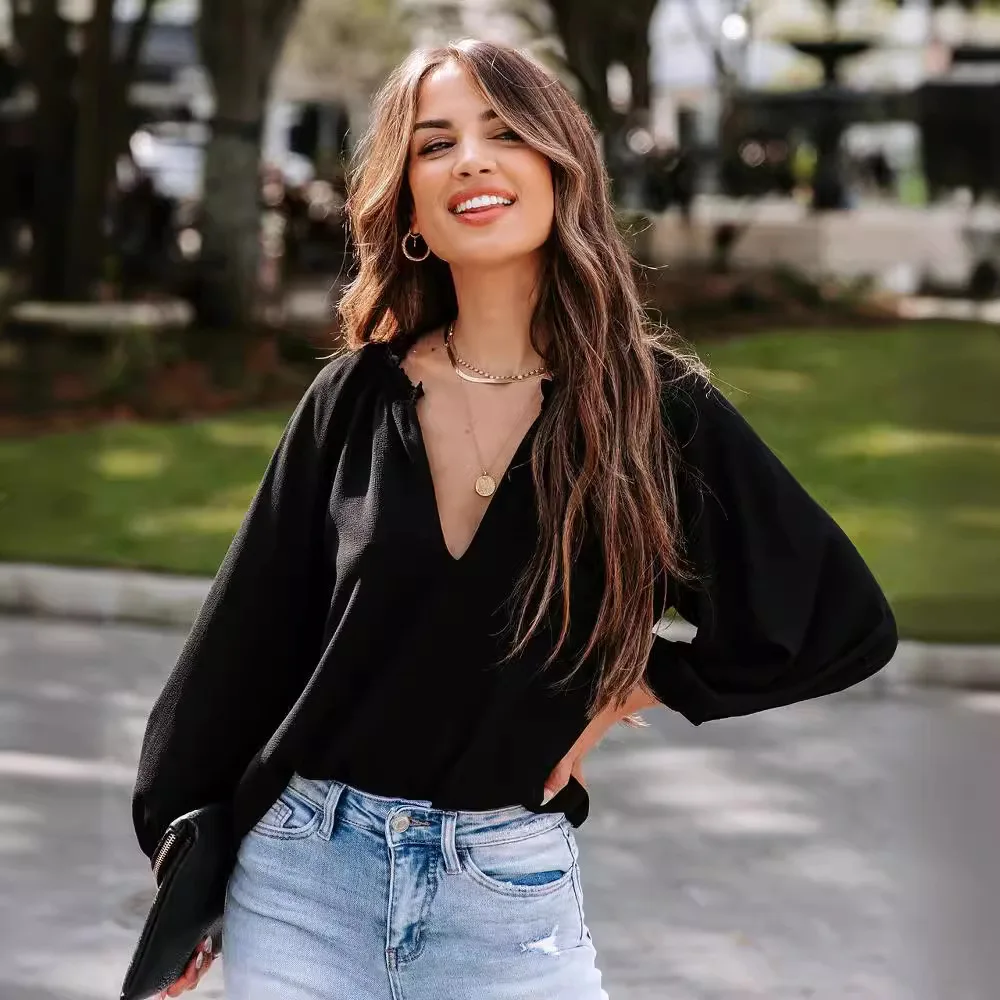 ฤดูใบไม้ร่วงฤดูหนาวใหม่มาถึงผู้หญิง Cool เสื้อแขนยาวสีทึบสบายๆ V คอหลวม TOP