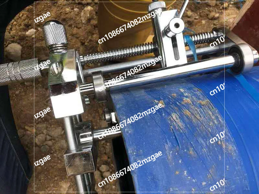 

Роторный скребок для газовых полиэтиленовых труб 63-630: удаление оксидного слоя с поверхности трубы