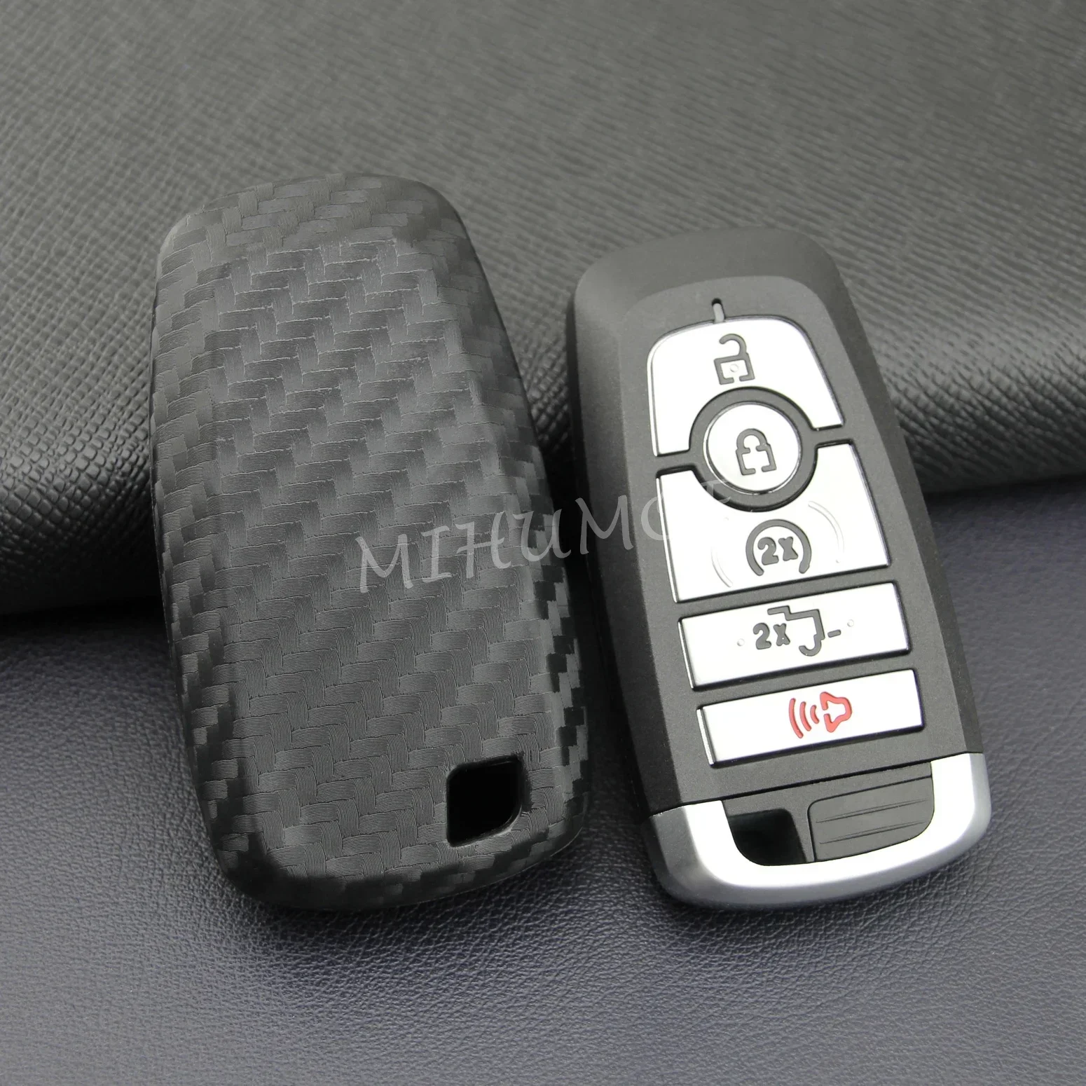 Carbon Fiber Smart Key Fob Case Cover Chain For Ford Fusion F150 Explorer Mondeo Edge Mustang Focus Lincoln Continental Corsair view 3