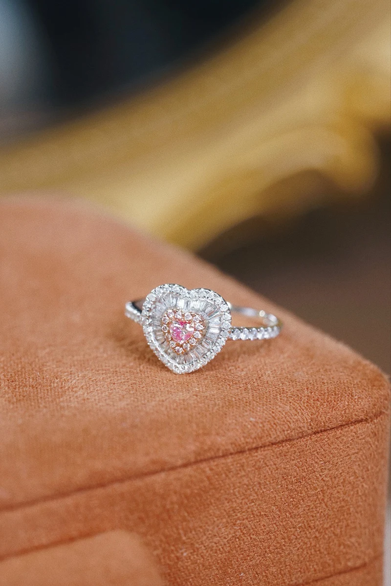 LUOWEND 100% 18K White Gold Rings Romantic Heart Shape Real Natural Pink Diamond Engagement Ring for Women High Wedding Jewelry
