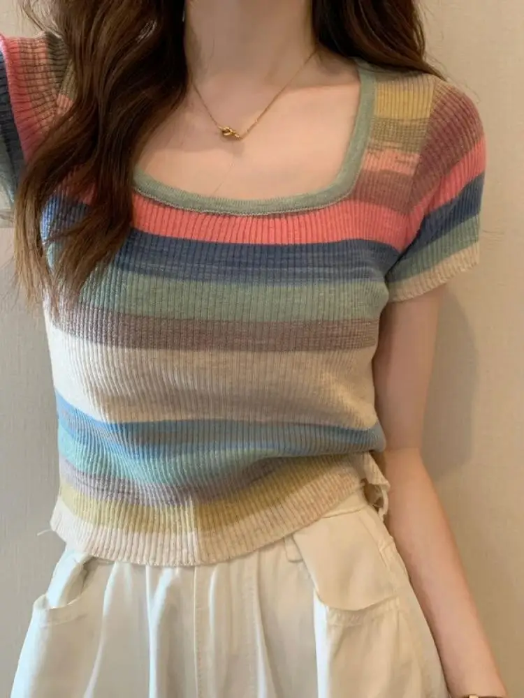 

Летняя тонкая трикотажная футболка ort Sve, женская милая футболка с квадратным воротником в радужную полоску, дышащий повседневный топ