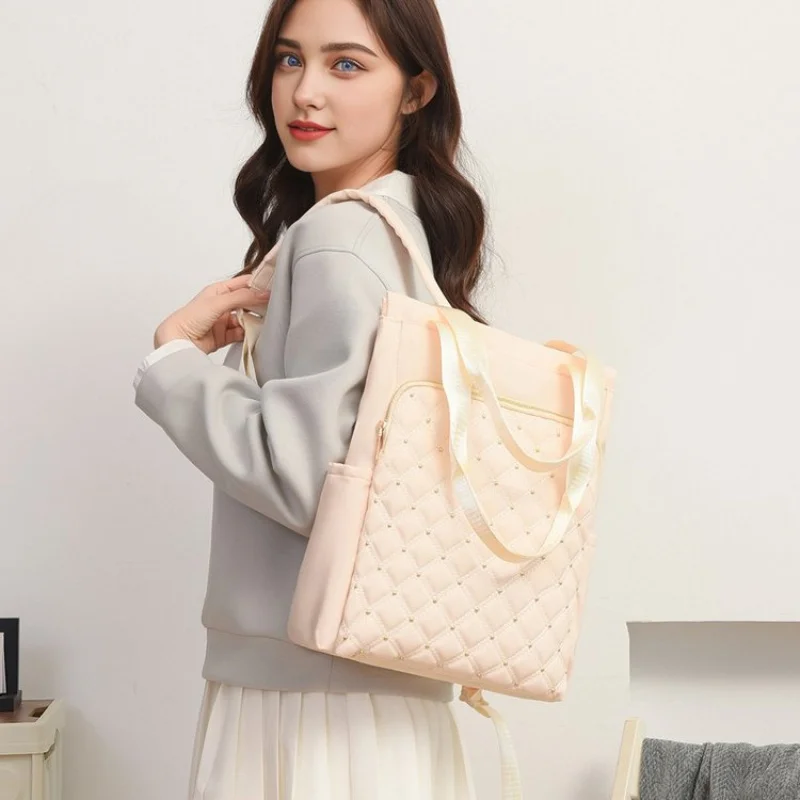 

Fashionable Ladies Leather Crossbody Bag Shoulder Bag Messenger Tote Handbags In Elegant Classic Style By Designer Brand