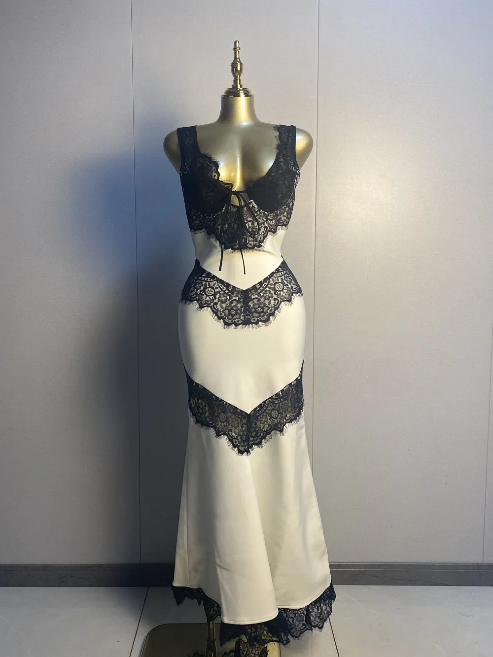 

New Women Sexy Sleeveles Lace Patchwork White Maxi Long Dress 2025 Elegant Evening Club Luxury Birthday Party Dresses