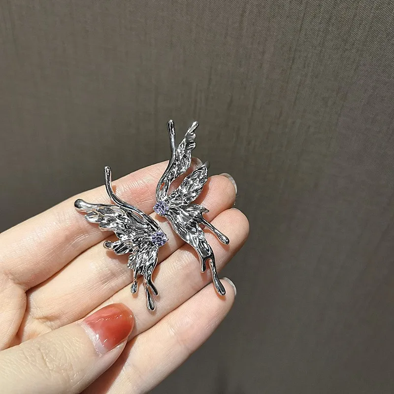 Wholesale New Y2K Aesthetic Punk Style Liquid Butterfly Earring for Woman Cool Metal Butterfly Earrings Jewelry Wholesale