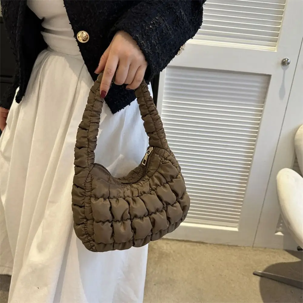 Korean ins Pleated Cloud Shoulder Bag Folded Underarm Bag Simple Tote Bag Women Lattice Handbag Large Capacity Girls Storage Bag