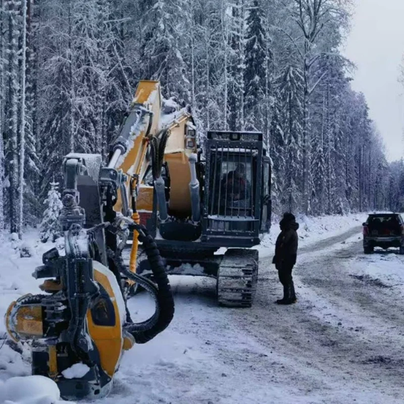 Heavy Duty Automatic Wood Cutting Equipment With Strong Hydraulic Power For Forestry Contractors And Businesses