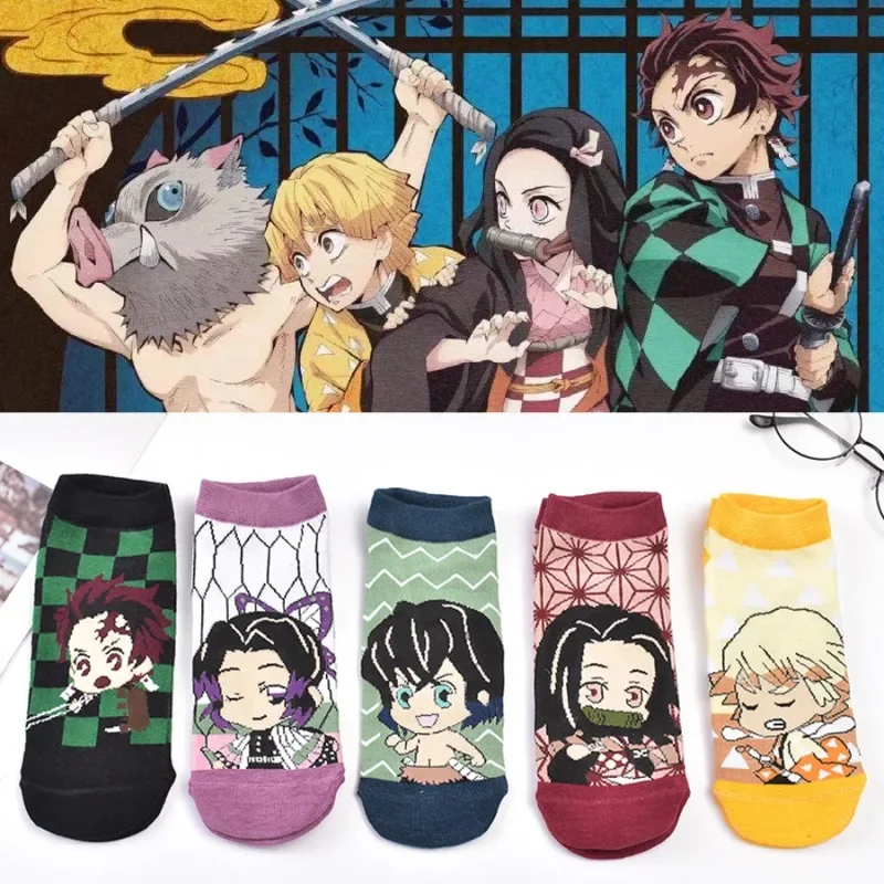 Demon Slayer Cartoon Anime Cotton Socks Kimetsu No Yaiba Zenitsu Nezuko Tanjirou Inosuke Shinobu Cute Boat Socks regali di compleanno