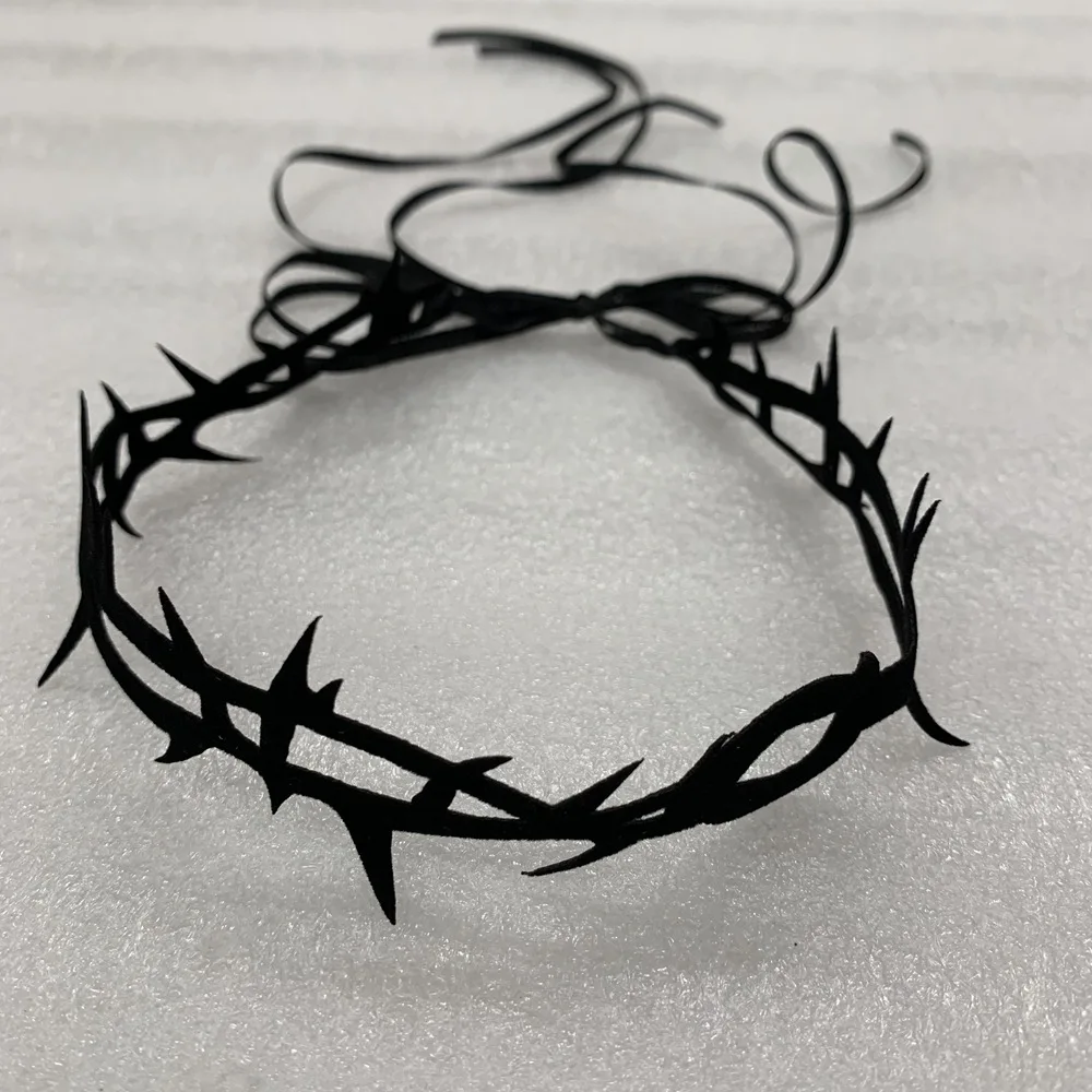 New Black Goth Lace Velvet Thorn Necklace For Women Girls Trendy Gothic Punk Choker Necklace Party Chokers Necklaces Emo Jewelry