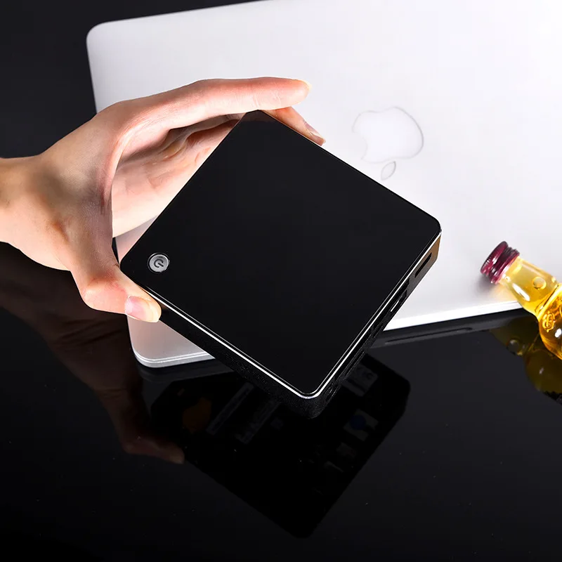 Core 8th generation quad-core mini computer host I7-8550U office game design minipc