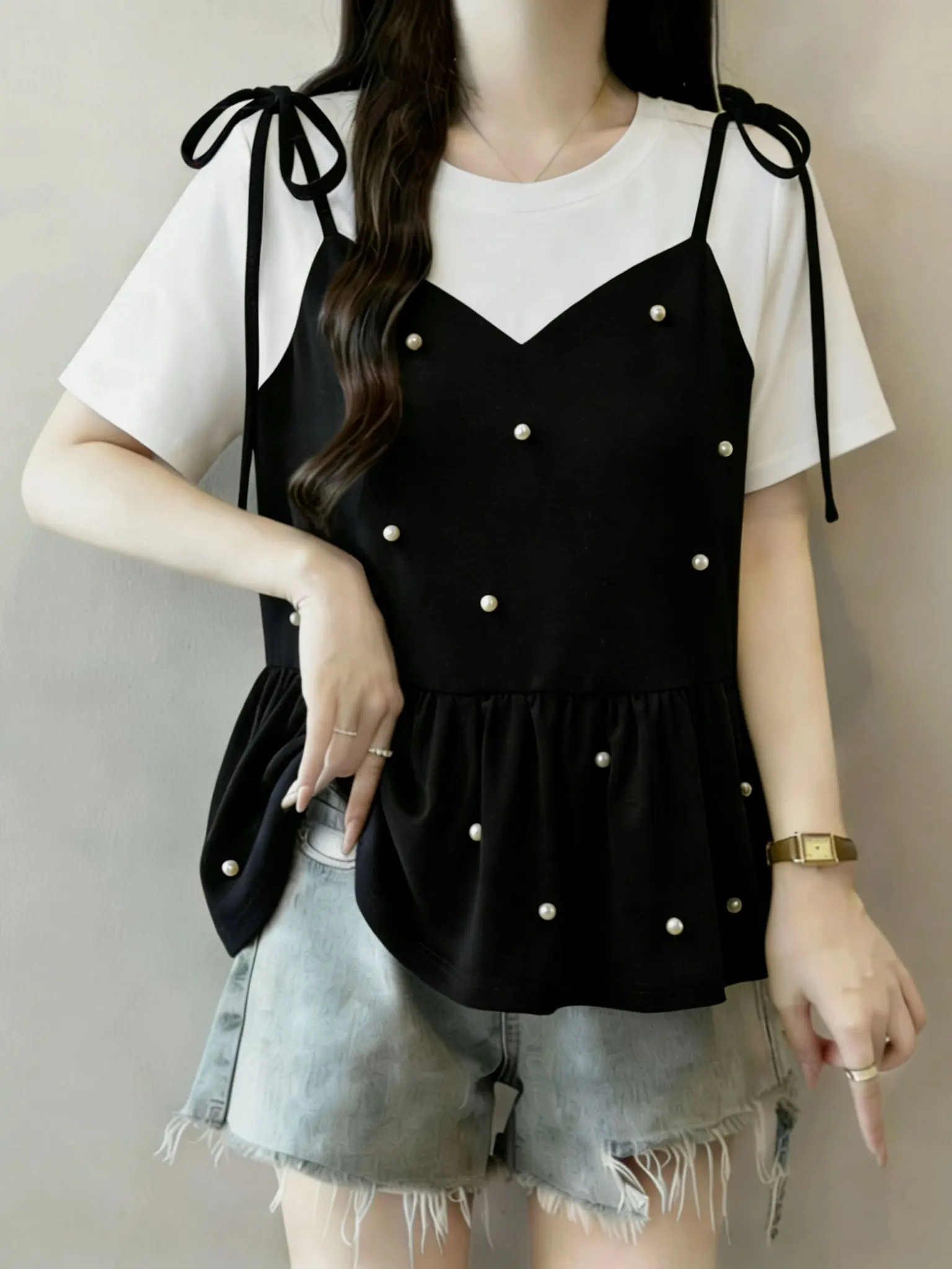 

plus Size Fashionable Versatile Fat MM 2026 Slimming Age-Defying Fake Two-Piece Sequin Top Trendy Casual Waist-Cinching Short...