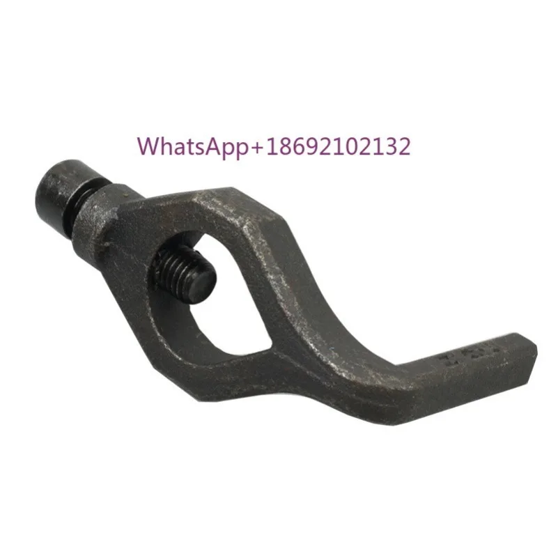 1pc Lathe Dog Vertical Handle Carbon Steel Driving Carrier for Grinding Machine Shaft Lathe Self-tightening Angle Heart Chuck