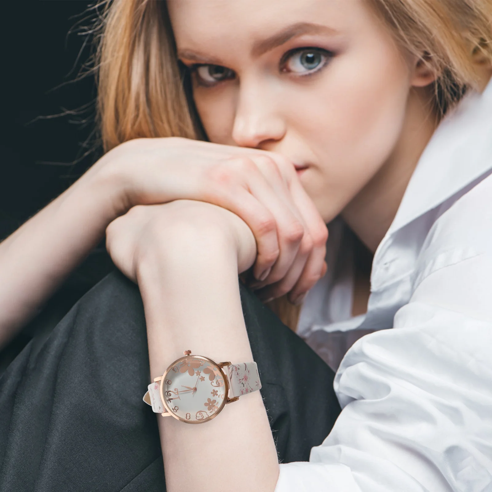 

Floral Women Quartz Watch Elegant Lightweight Wristwatch for Daily Casual Female Fashion Decoration Women Watch