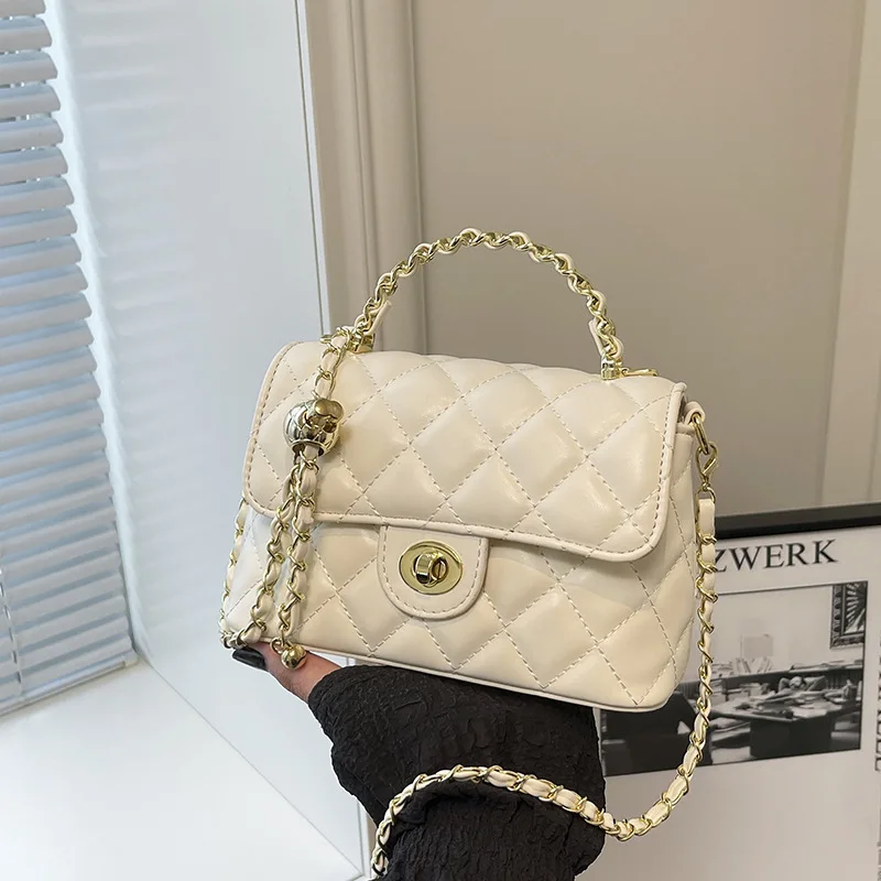 

2025 Quilted Chain Crossbody Bag for Women Minimalist Shoulder Handheld Purse Fashionable Handbag