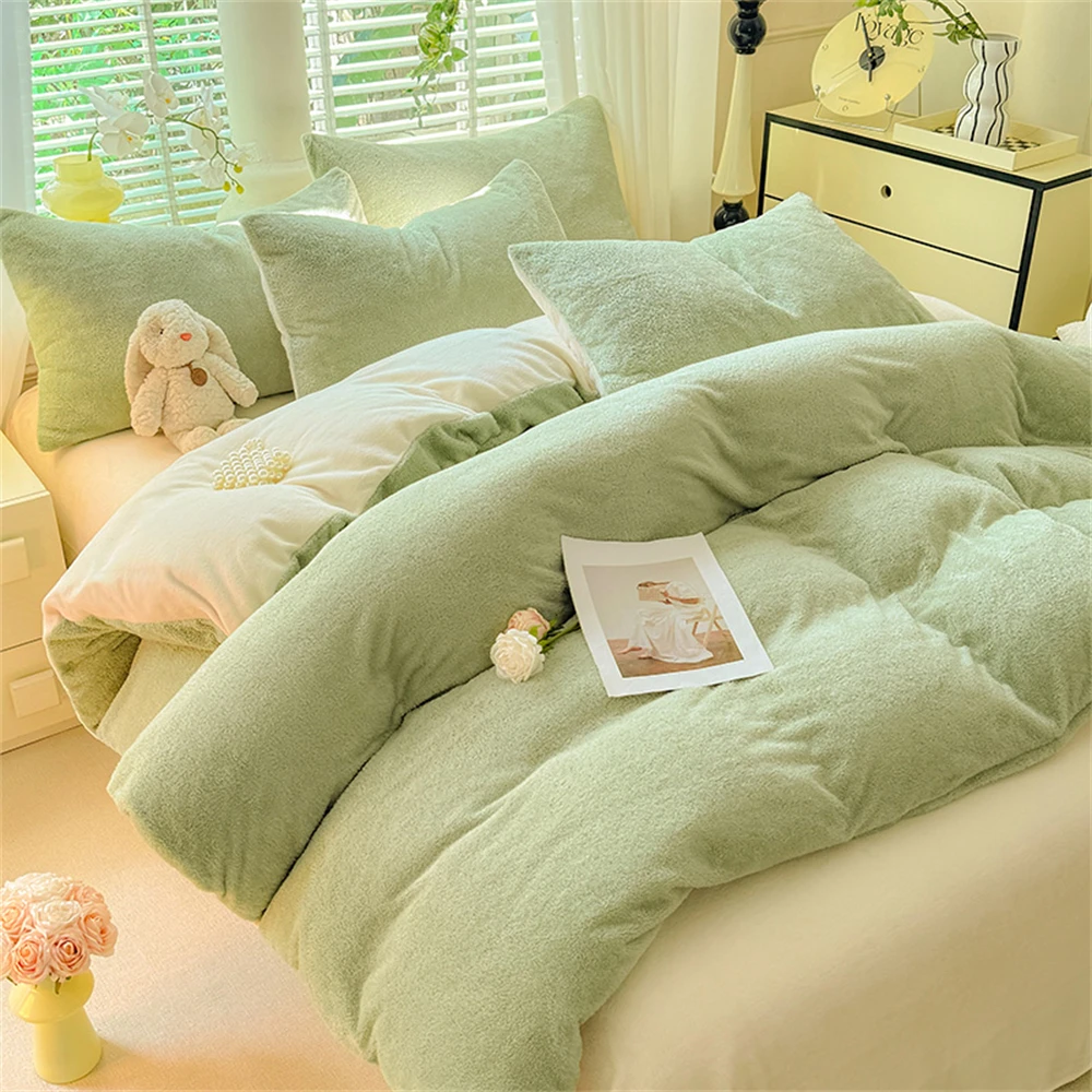 

Сплошной цвет, молочный бархат, комплект из четырех предметов, зимний утолщенный пододеяльник, наволочка, простыня, мягкий комплект постельного белья из кораллового флиса класса A