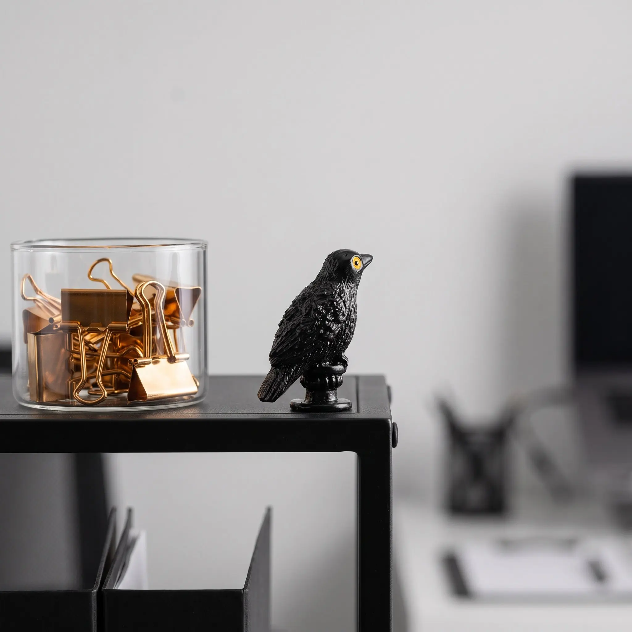 30Pcs Gothic Black Resin Crow Miniatures Halloween Decor Mini Resin Raven Figurines Halloween Party Crow Figurines