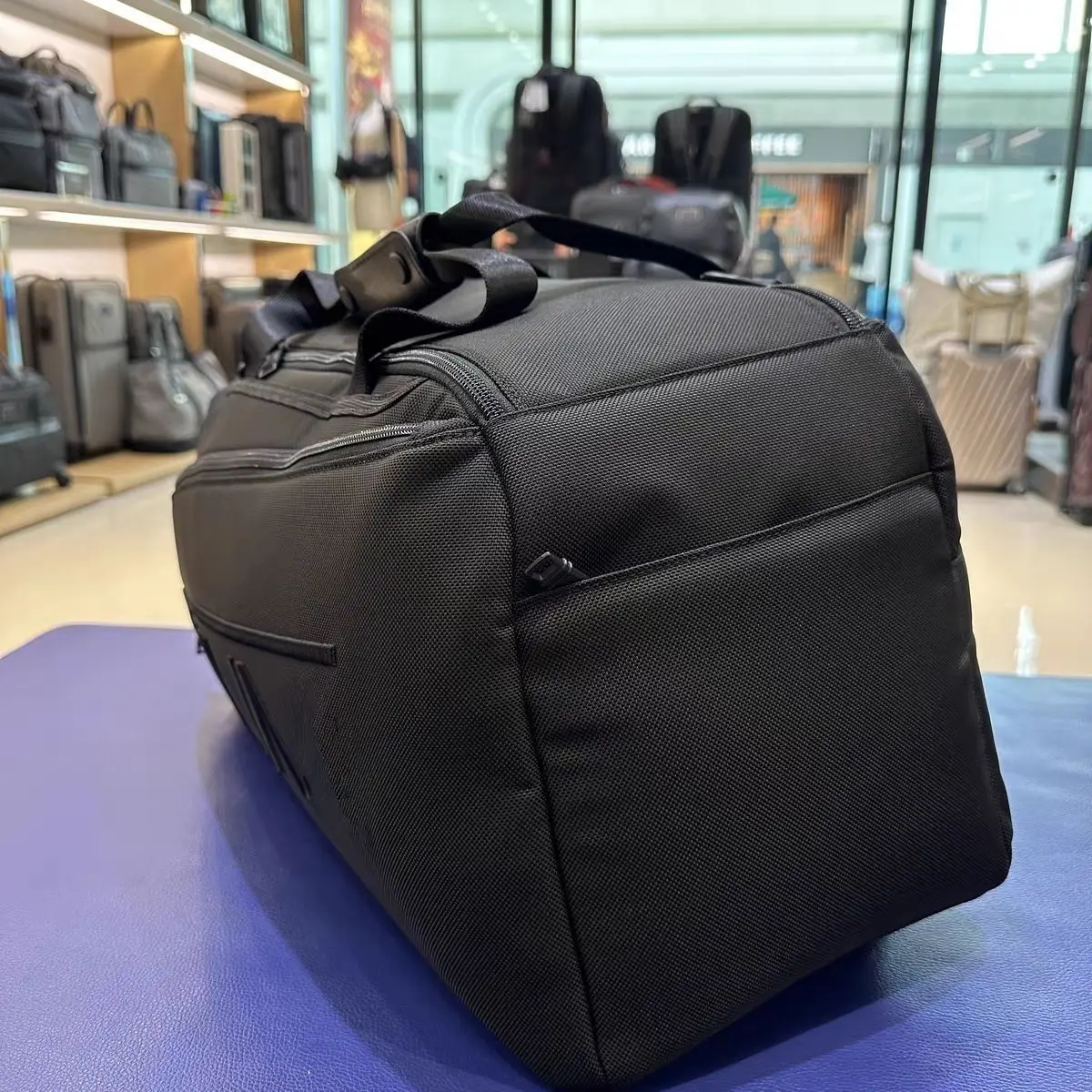 حقيبة رياضية للرجال، حقيبة جولف رياضية من النايلون بسعة كبيرة لمعدات التمرين، حقيبة عطلة نهاية الأسبوع متعددة الأقسام 2203712