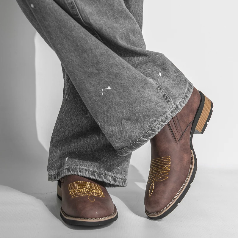 Western Cowboy Style Men Slip on Dress Shoes Embroidery Retro Matte Leather Low Wood Block Heel Wear Resistant Casual Loafers