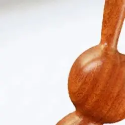 

Sandalwood Rabbit Nose Scraping Massage Comb Clearing Meridians Collaterals According To Eye Acupoints Promote Blood Circulation