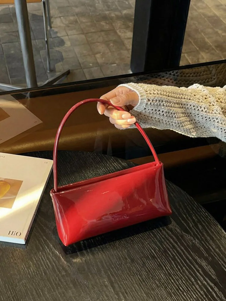 Stylish Burgundy Patent Leather Shoulder Bag Women's French Simple Retro Solid Color Zippers Underarm Bags Exquisite Wedding Bag