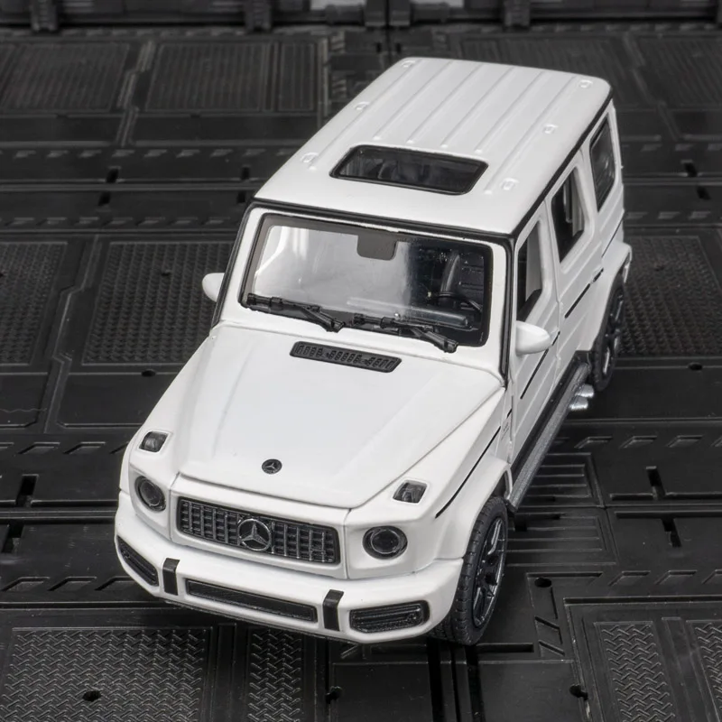 

1:32 Mercedes Benz G63 модель автомобиля из сплава, внедорожник, детская игрушечная дверь автомобиля, можно открыть, коллекция украшений для подарка на день рождения