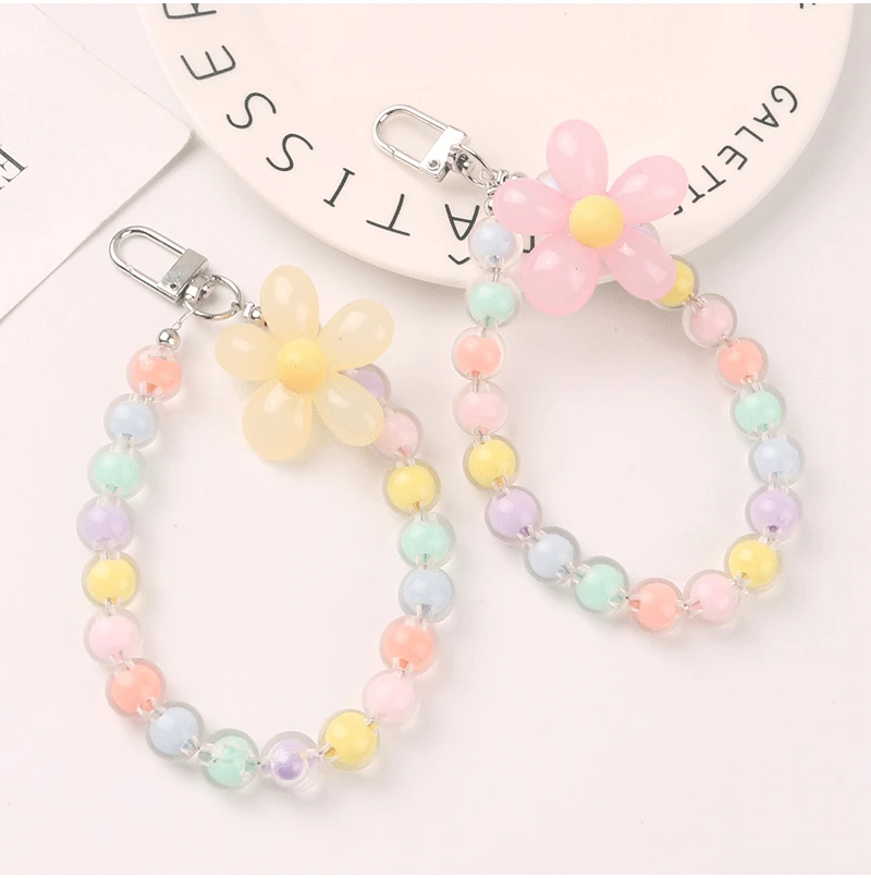 New Fashion Beaded Resin Flower Car Keychain Pendant DIY Color Beaded Chain Headphone Set Couple Bag Decoration Wholesale