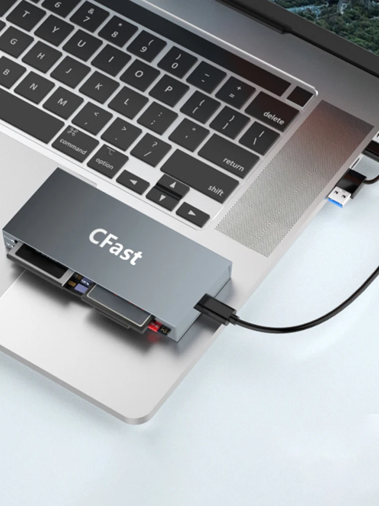 CFast Card Reader Read 6 Cards Simultaneously Memory Stick Pro Duo Adapter 5Gbps USB Card Reader for CFast CF MS SD TF XD Card