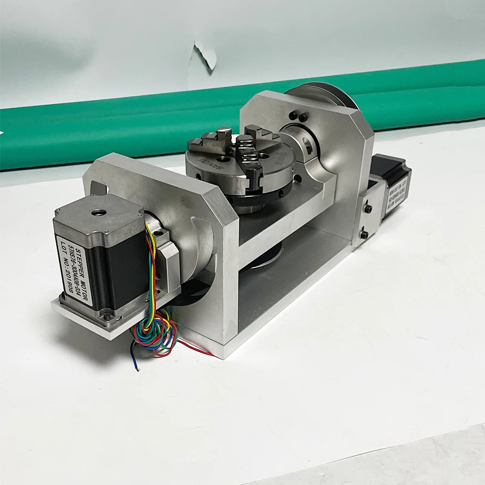 LY แกนหมุน 3jaw Chuck พร้อมตาราง 5th แกนหมุน 98 มม.ความสูงกลางสําหรับเครื่องแกะสลัก