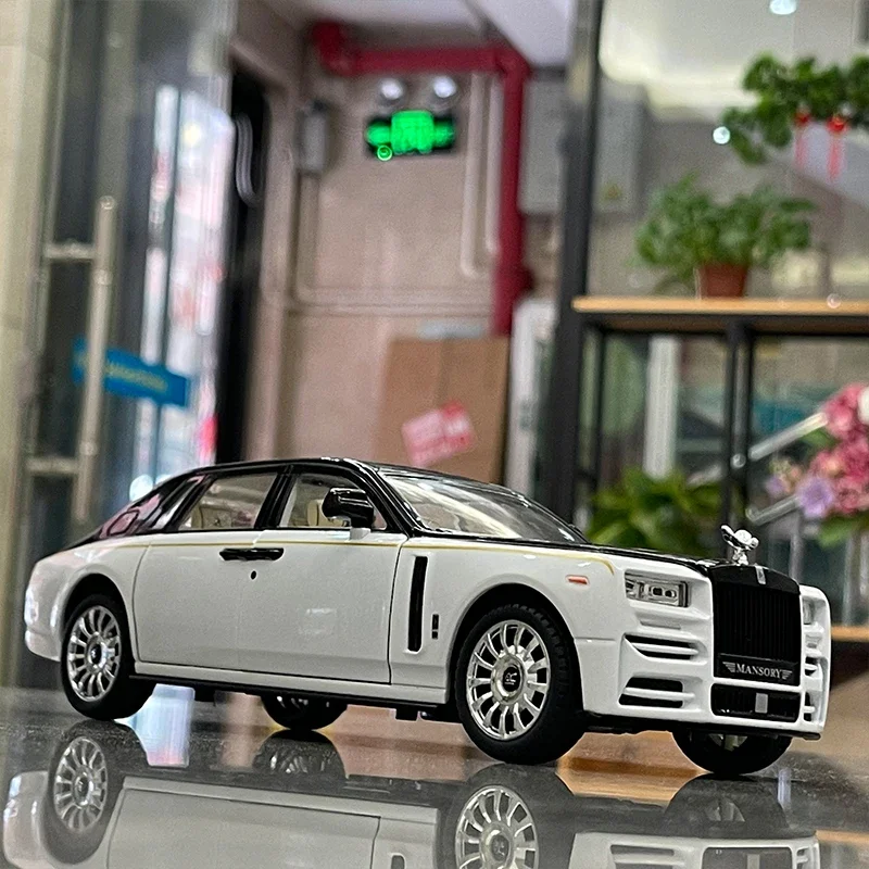 1:24 Rolls-Royce Mansory Phantom Alloy Car Model Diecast & Toy Vehicles Metal Car Model High Simulation Collection Children Gift