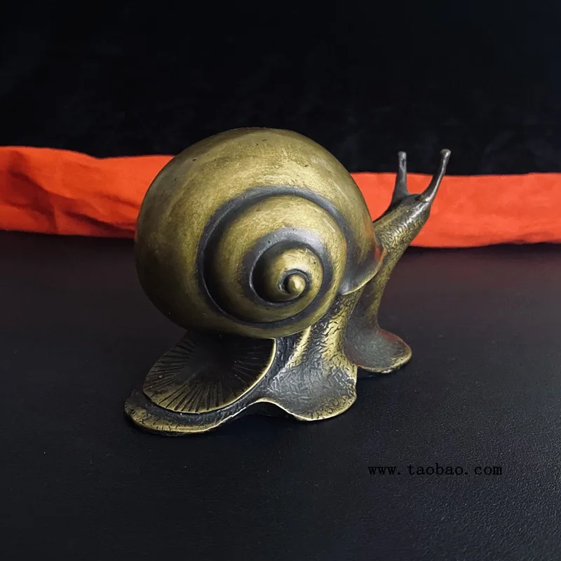 Vintage Copper Snail Ornament, Twisted Copper Snail, Antique-Style Bronze Home Office Desktop Decoration