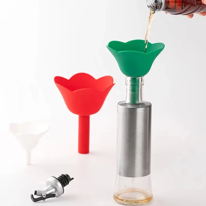 ​3Pcs/Set Funnel Kitchen Flower Shaped Silicone Collapsible Funnel Handy Pour Liquid Dispenser Funnel Durable No Peculiar Smell