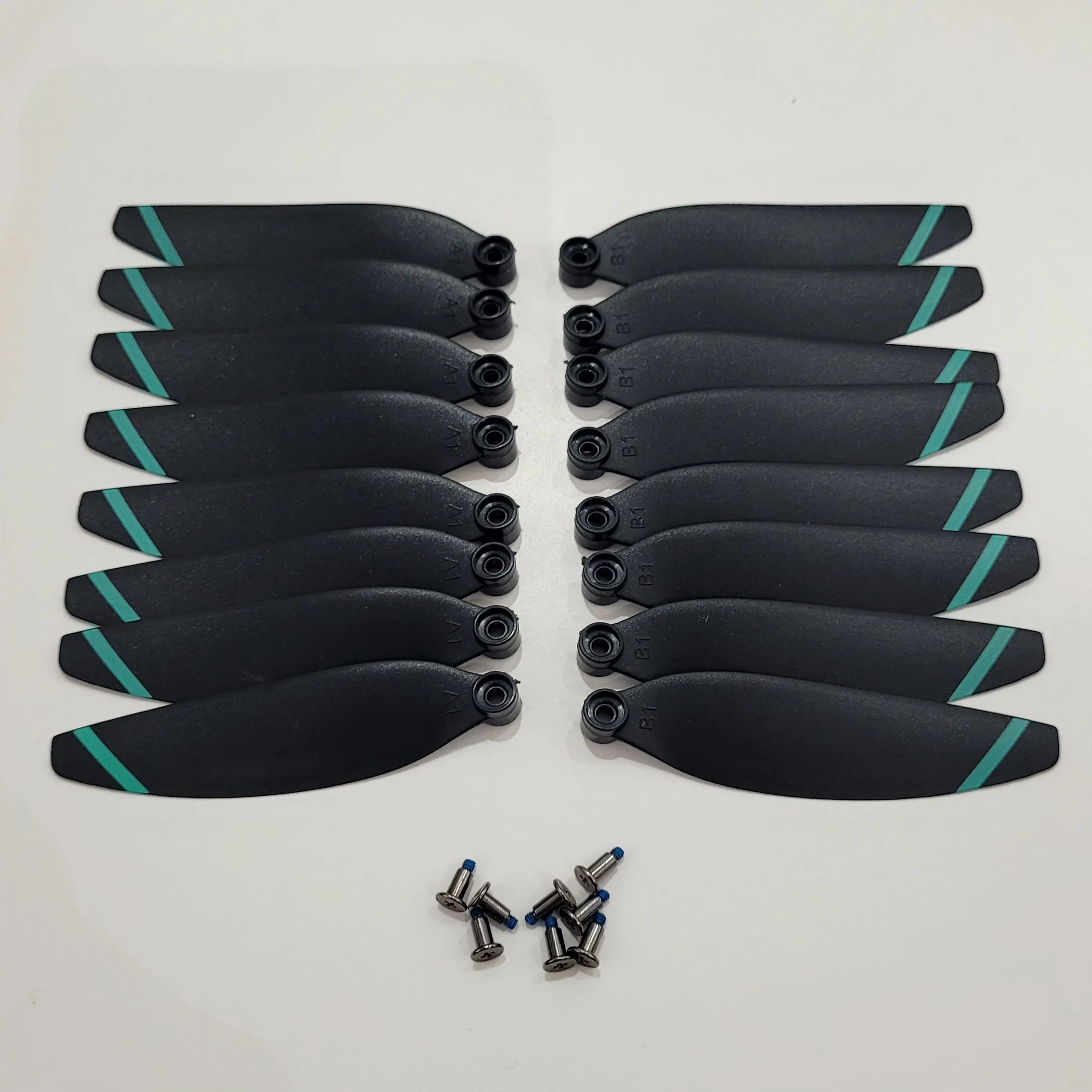 8/16PCS L200 PRO MAX Original Propeller Blade CW CCW Wing Fan RC Drone Rotor Accessory