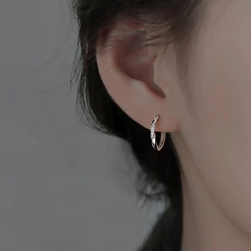 Bling Zircon Twist Mobius Hoop Earrings For Women Glamorous Jewelry Ear Buckle Accessories Gift серьги