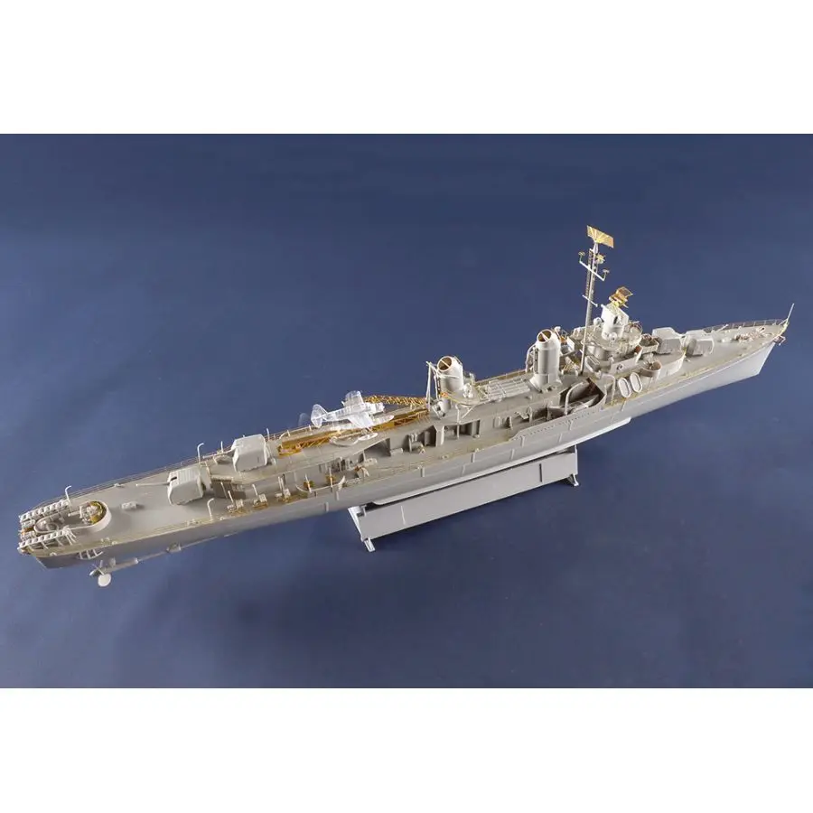 Trumpeter 03722 1:200 Scale USS Stevens DD-479 Precision Model Assembly Kit