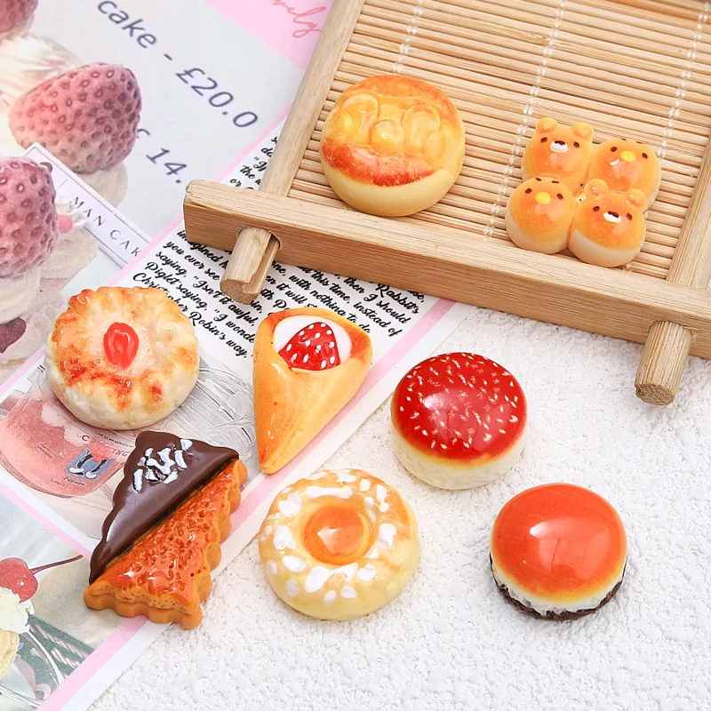 

100pcs Resin Kawaii Simulation Food Bread Cake Flatback Simulation Food Art Supply Cabochon DIY Craft Decoration Accessories