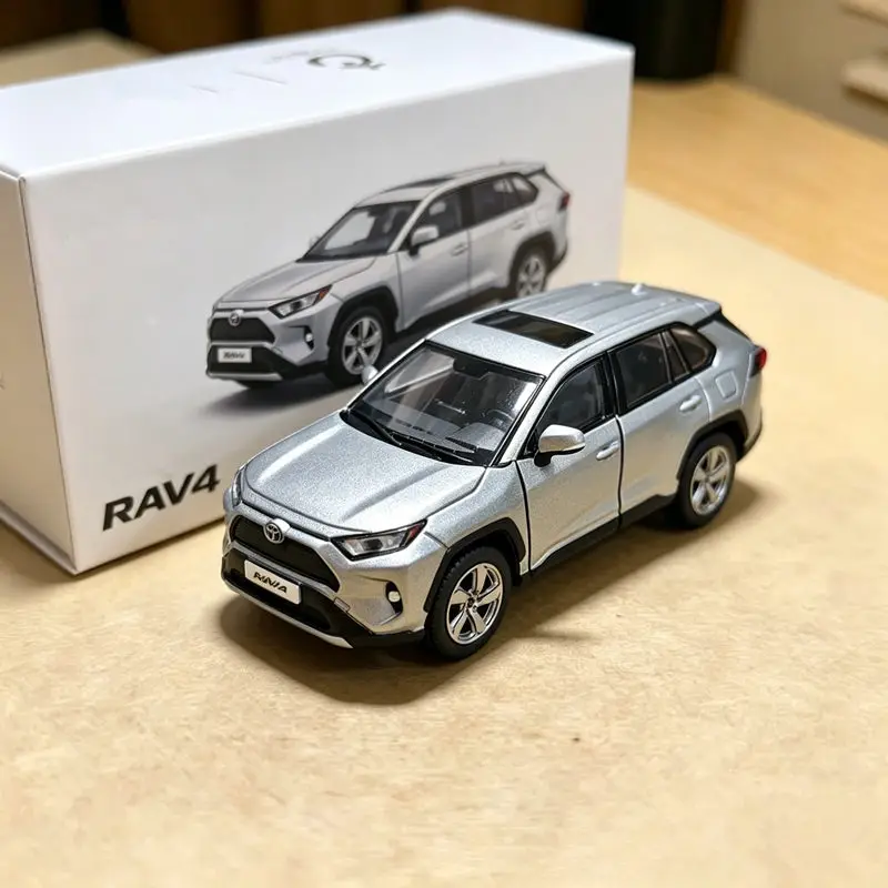 1:64 RAV4 Alloy Compact SUV Car Model Simulation Diecast Metal Off-road Vehicles Car Model Collection Childrens Gifts Decoration