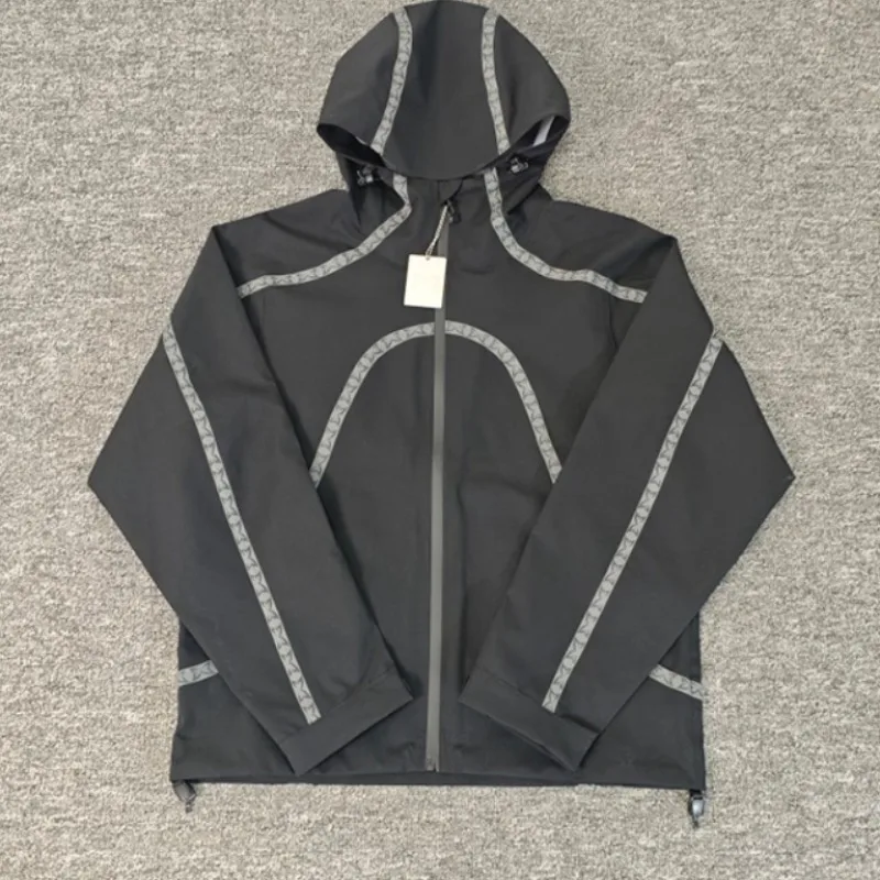 New Arrival Mertre Unisex Hooded Windbreaker Reflective Stripe Splicing Zip Up Oversized Street Outdoor Jacket