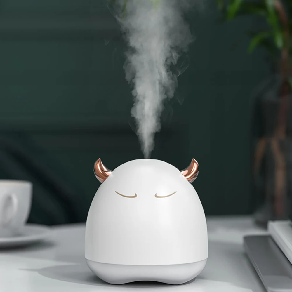 Portable 280Ml Electric Air Humidifier Diffuser USB with Colorful Night Light for Home Car Red