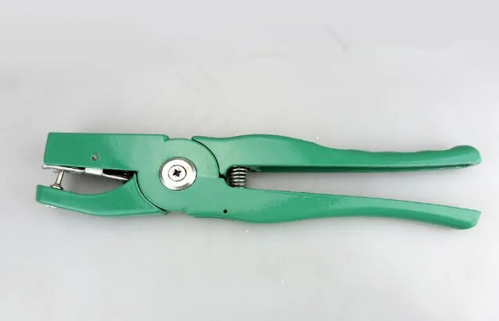 1PCS Ear Tag Plier of Cow Sheep Pig Beef Applicator Puncher Veterinary Instruments