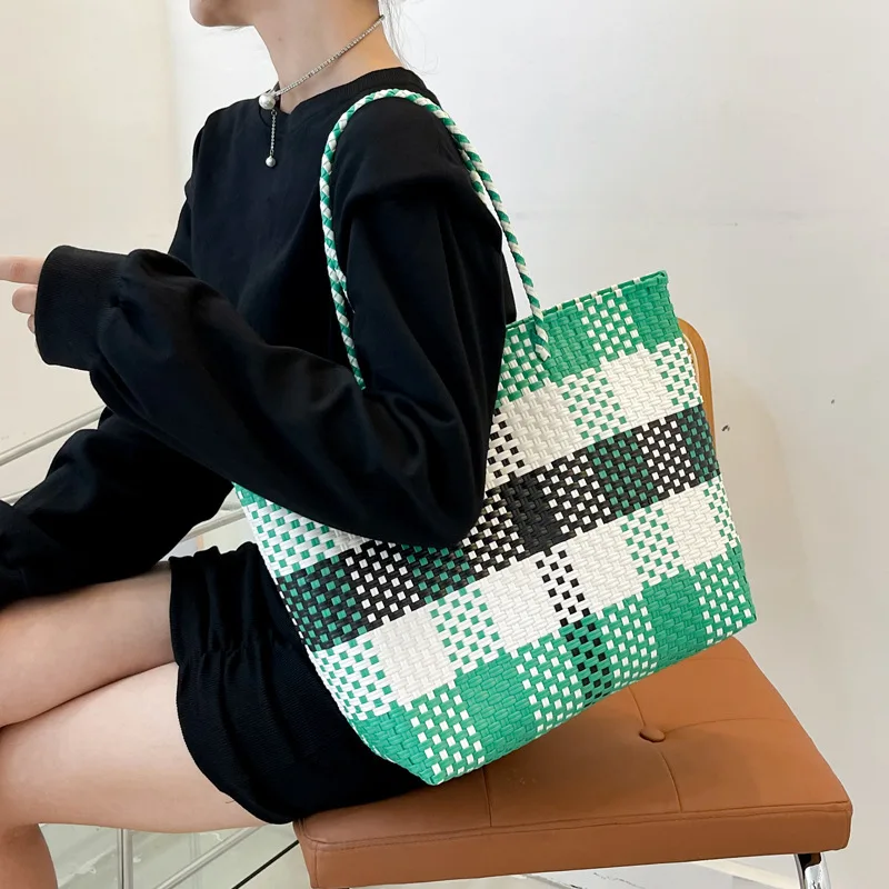 2022 Handmade Weaving Bag Vegetable Basket Shopper Large Capacity Fashion Color Clash Tote Women\'s Bag Beach Bag Shoulder Bag