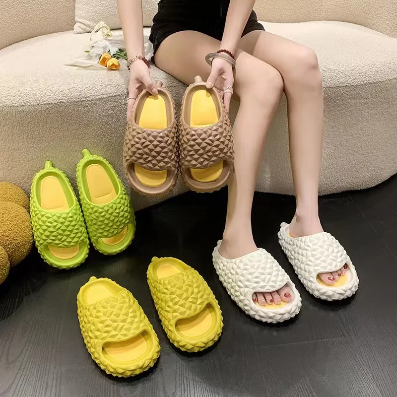 Couple\'s casual cartoon durian slippers summer new soft soled women\'s slippers men\'s outdoor wear home anti slip slippers