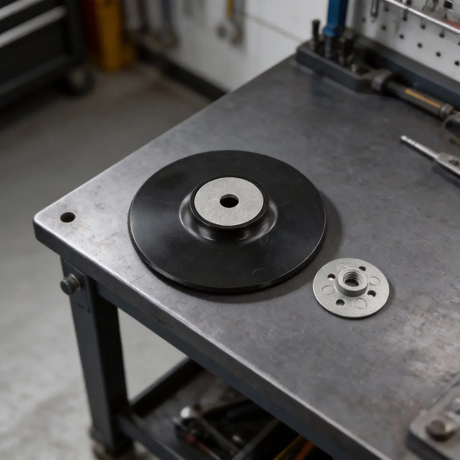 6 Inch 150mm Backing Pad with For M14 Thread Lock Nut for Attachment to For Angle Grinders with Fibre Disc Sanding Tools